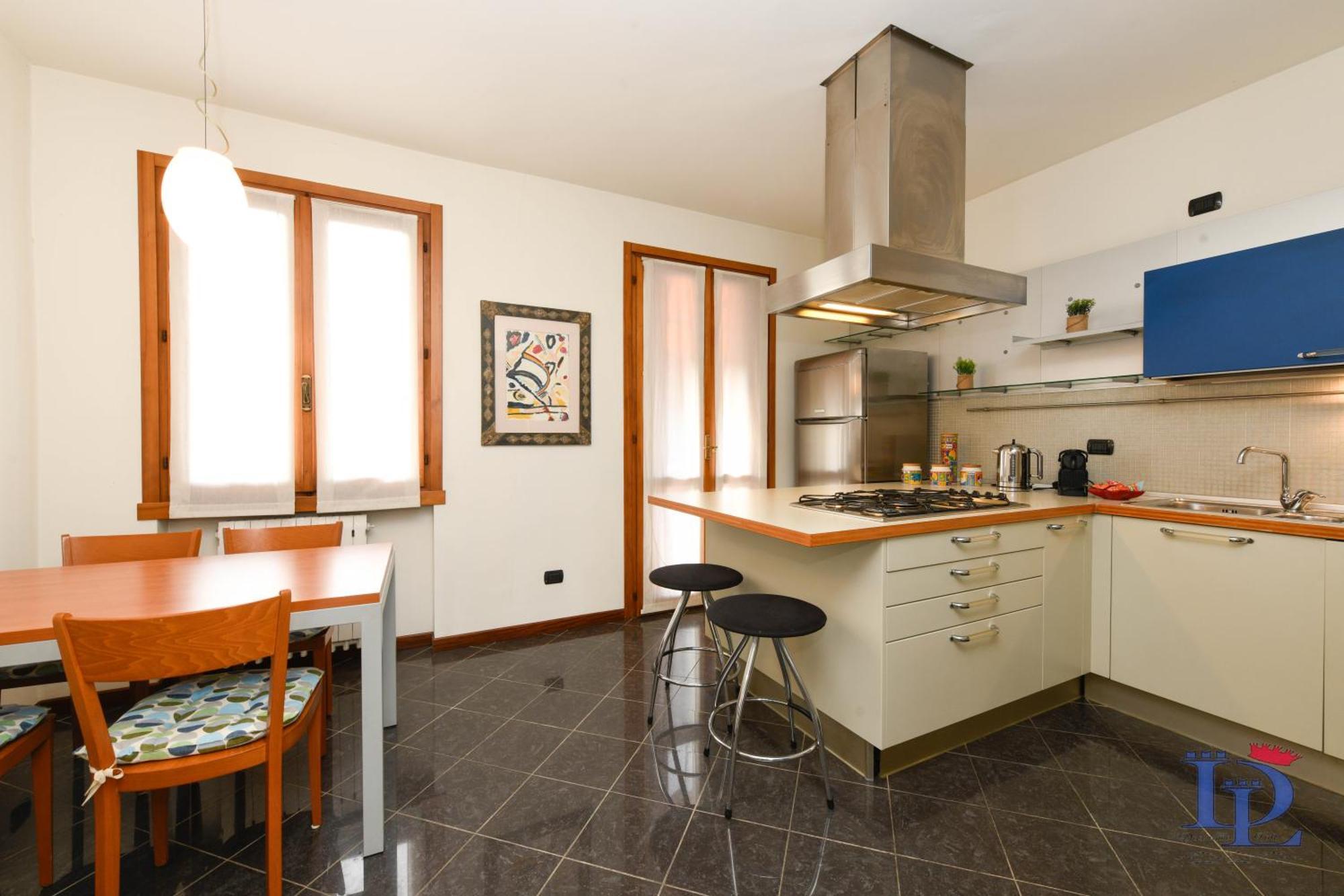 Desenzanoloft Official Partner Marriott Homes & Villas - Gardastar La Stella Del Lago Desenzano del Garda Bagian luar foto